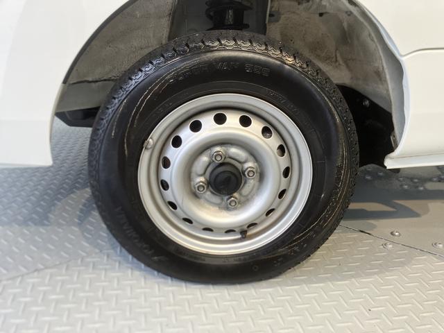ハイゼットトラックスタンダード４ＷＤ　ＡＴ車　ラジオ　マニュアルエアコン　パワステ　ＡＢＳ　運転席エアバッグ（愛媛県）の中古車
