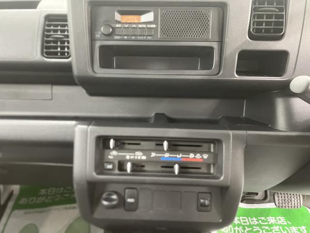 ハイゼットトラックスタンダード４ＷＤ　ＡＴ車　ラジオ　マニュアルエアコン　パワステ　ＡＢＳ　運転席エアバッグ（愛媛県）の中古車