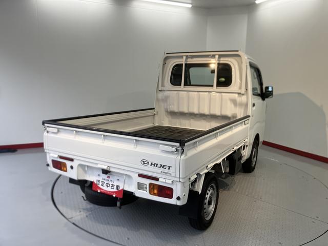 ハイゼットトラックスタンダード４ＷＤ　ＡＴ車　ラジオ　マニュアルエアコン　パワステ　ＡＢＳ　運転席エアバッグ（愛媛県）の中古車