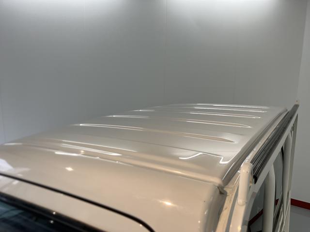 ハイゼットトラックスタンダード４ＷＤ　ＡＴ車　ラジオ　マニュアルエアコン　パワステ　ＡＢＳ　運転席エアバッグ（愛媛県）の中古車