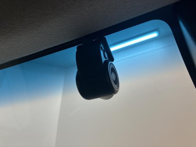 ムーヴカスタム　Ｘ　ＶＳ　ＳＡIIIプッシュスタート　アイドリングストップ　横滑り防止装置　運転席シートヒーター　ベンチシート　オートライト　ＬＥＤヘッドライト　パノラマモニター　純正ナビ　ナビ連動ドライブレコーダー　ＥＴＣ車載器（愛媛県）の中古車