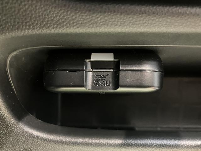 ムーヴカスタム　Ｘ　ＶＳ　ＳＡIIIプッシュスタート　アイドリングストップ　横滑り防止装置　運転席シートヒーター　ベンチシート　オートライト　ＬＥＤヘッドライト　パノラマモニター　純正ナビ　ナビ連動ドライブレコーダー　ＥＴＣ車載器（愛媛県）の中古車