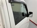 ４ＷＤ　ＡＴ車　ラジオ　マニュアルエアコン　パワステ　ＡＢＳ　運転席エアバッグ　助手席エアバッグ（愛媛県）の中古車