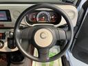 純正ナビ　バックカメラ　ワンセグＴＶ　ＣＤ　ＤＶＤ　Ｂｌｕｅｔｏｏｔｈ　アイドリングストップ　ＥＴＣ　キーフリーシステム　２ＷＤ　ＣＶＴ　オートエアコン　電動格納ミラー　ＡＢＳ（愛媛県）の中古車