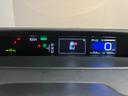 ハイブリッド車　純正ナビ　バックカメラ　地上デジタルＴＶ　Ｂｌｕｅｔｏｏｔｈ　ＣＤ　ＤＶＤ　ＥＴＣ　プッシュスタート　クルーズコントロール　運転席助手席シートヒーター　ＬＥＤヘッドライト　オートライト（愛媛県）の中古車