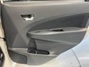 ２ＷＤ　ＣＶＴ車　純正ナビ　バックカメラ　フルセグＴＶ　ＣＤ　ＤＶＤ　ＵＳＢ　Ｂｌｕｅｔｏｏｔｈ　ＥＴＣ　オートライト　電動格納ドアミラー　プッシュスタート　キーフリーシステム（愛媛県）の中古車