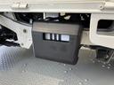４ＷＤ　４速オートマチック　エアコン　パワステ　パワーウインドウ　キーレスエントリー　ＣＤステレオ　運転席エアバッグ　フォグランプ　作業灯（愛媛県）の中古車