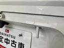 ４ＷＤ　４速オートマチック　エアコン　パワステ　パワーウインドウ　キーレスエントリー　ＣＤステレオ　運転席エアバッグ　フォグランプ　作業灯（愛媛県）の中古車