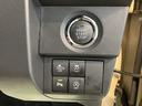 純正ナビ　バックカメラ　地上デジタルＴＶ　ＣＤ　ＤＶＤ　Ｂｌｕｅｔｏｏｔｈ　ＵＳＢ　プッシュスタート　クルーズコントロール　運転席助手席シートヒーター　ＬＥＤヘッドライト　電動パーキング（愛媛県）の中古車