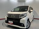 ２ＷＤ　ベンチシート　オートライト　アイドリングストップ車　ＬＥＤヘッドライト　フォグランプ　バックカメラ　純正ＳＤナビ　純正ＥＴＣ車載機　純正アルミホイール　ＣＤ　ＤＶＤ　ＵＳＢ　Ｂｌｕｅｔｏｏｔｈ（愛媛県）の中古車