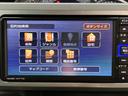 純正ナビ　パノラマモニター　ＣＤ　ＤＶＤ　フルセグＴＶ　ＵＳＢ　Ｂｌｕｅｔｏｏｔｈ　ＥＴＣ　両側電動スライドドア　オートライト　ＬＥＤヘッドライト　キーフリーシステム　電動格納ドアミラー（愛媛県）の中古車