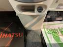 純正ナビ　バックカメラ　ワンセグＴＶ　ＣＤ　ＵＳＢ　左側電動スライドドア　オートライト　プッシュスタート　アイドリングストップ　ベンチシート　キーフリーシステム　電動格納ドアミラー（愛媛県）の中古車