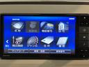 純正ナビ　パノラマモニター　フルセグＴＶ　ＣＤ　ＤＶＤ　ＵＳＢ　Ｂｌｕｅｔｏｏｔｈ　ドラレコ　両側電動スライドドア　プッシュスタート　アイドリングストップ　オートライト　ベンチシート　キーフリー（愛媛県）の中古車