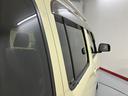 ２ＷＤ　ベンチシート　アイドリングストップ車　ハロゲンヘッドライト　フロントフォグランプ　盗難防止装置　オートエアコン　ＣＤ　ＡＵＸ（愛媛県）の中古車