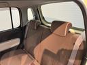 ２ＷＤ　ベンチシート　アイドリングストップ車　ハロゲンヘッドライト　フロントフォグランプ　盗難防止装置　オートエアコン　ＣＤ　ＡＵＸ（愛媛県）の中古車