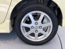 ２ＷＤ　ＭＴ車　ハロゲンヘッドライト　フロントフォグランプ　盗難防止装置　純正アルミホイール　ＣＤ　ＡＭ　ＦＭ（愛媛県）の中古車