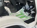 ２ＷＤ　オートライト　オートマチックハイビーム　アイドリングストップ車　コーナーセンサー　　ハロゲンヘッドライト　ＡＭ　ＦＭ（愛媛県）の中古車