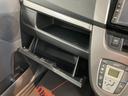 ２ＷＤ　　プッシュスタート　アイドリングストップ車　ＨＩＤヘッドライト　フロントフォグランプ　ベンチシート　純正ナビ　純正ＥＴＣ車載器　ワンセグＴＶ　純正アルミホイール　ＣＤ　ＵＳＢ　バックカメラ（愛媛県）の中古車