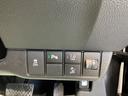 2WD プッシュスタート コーナーセンサー オートライト ヘッドライト 純正ナビ 純正ETC車載器 フルセグTV Bluetooth USB ドライブレコーダー 純正アルミホイール(愛媛県)の中古車