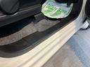 ２ＷＤ　ＣＶＴ車　プッシュスタート　アイドリングストップ　オートライト　ディスチャージヘッドライト　ベンチシート　電動格納ドアミラー　キーフリーシステム（愛媛県）の中古車