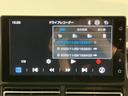純正ディスプレイオーディオ　バックモニター　フルセグＴＶ　ＵＳＢ　Ｂｌｕｅｔｏｏｔｈ　ＥＴＣ　ドラレコ　両側電動スライドドア　オートライト　ＬＥＤヘッドライト　プッシュスタート　アイドリングストップ（愛媛県）の中古車