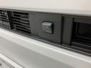 ２ＷＤ　ベンチシート　両側電動スライドドア　コーナーセンサー　アイドリングストップ車　オートライト　オートマチックハイビーム　ＬＥＤヘッドライト　フロントフォグランプ　電動パーキングブレーキ（愛媛県）の中古車