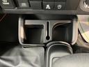 ４ＷＤ　プッシュスタート　コーナーセンサー　アイドリングストップ車　作業灯　オートライト　オートマチックハイビーム　ＬＥＤヘッドライト　フロントフォグランプ　運転席・助手席エアバッグ　オーディオレス（愛媛県）の中古車