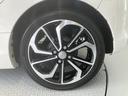 社外７インチナビ　バックモニター　フルセグＴＶ　ＣＤ　ＤＶＤ　ＵＳＢ　Ｂｌｕｅｔｏｏｔｈ　社外ＥＴＣ　オートライト　ＬＥＤヘッドライト　アイドリングストップ　プッシュスタート　前席シートヒーター（愛媛県）の中古車