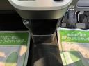 ２ＷＤ　プッシュスタート　アイドリングストップ　ベンチシート　オートライト　ハロゲンヘッドライト　レーンアシスト　盗難防止装置　社外ＣＤチューナー　ＣＤ　ＵＳＢ　オートエアコン　社外アルミホイール（愛媛県）の中古車