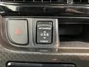 純正ナビ　バックモニター　フルセグＴＶ　ＣＤ　ＤＶＤ　ＵＳＢ　Ｂｌｕｅｔｏｏｔｈ　社外ＥＴＣ　オートライト　ＬＥＤヘッドライト　プッシュスタート　アイドリングストップ　運転席シートヒーター（愛媛県）の中古車