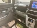 純正ナビ　フルセグＴＶ　バックカメラ　前方ドライブレコーダー　ＥＴＣ車載器　プッシュスタート　オートエアコン　オートライト　ＬＥＤヘッドライト　フォグランプ　アルミホイール　アイドリングストップ（愛媛県）の中古車