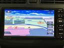 純正ナビ　バックモニター　ワンセグＴＶ　ＣＤ　ＵＳＢ　社外ＥＴＣ　プッシュスタート　アイドリングストップ　ベンチシート　アイドリングストップ　キーフリーシステム　電動格納ドアミラー（愛媛県）の中古車