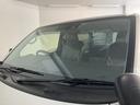 ２ＷＤ　横滑り防止装置　オートライト　オートマチックハイビーム　ＬＥＤヘッドライト　マニュアルエアコン　ＥＴＣ車載器　運転席・助手席エアバッグ　パワステ　パワーウインドウ　ＡＢＳ　純正ＣＤチューナー（愛媛県）の中古車