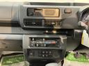 ２ＷＤ　ＣＶＴ車　ラジオ　アイドリングストップ　オートライト　ハロゲンヘッドライト　マニュアルエアコン　パワステ　ＡＢＳ　運転席エアバッグ　助手席エアバッグ（愛媛県）の中古車