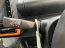 プッシュスタート　両側電動スライドドア　ベンチシート　運転席・助手席シートヒーター　電動パーキングブレーキ　横滑り防止装置　アイドリングストップ　オートライト　ＬＥＤヘッドライト　フロントフォグランプ（愛媛県）の中古車