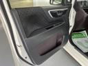 純正ナビ　バックモニター　フルセグＴＶ　ＣＤ　ＤＶＤ　Ｂｌｕｅｔｏｏｔｈ　ＥＴＣ　アイドリングストップ　クルーズコントロール　オートライト　ディスチャージヘッドライト　プッシュスタート　ベンチシート（愛媛県）の中古車