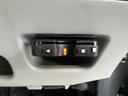 純正ナビ　バックモニター　フルセグＴＶ　ＣＤ　ＤＶＤ　ＵＳＢ　Ｂｌｕｅｔｏｏｔｈ　ＥＴＣ　プッシュスタート　アイドリングストップ　オートライト　ベンチシート　電動格納ドアミラー　キーフリーシステム（愛媛県）の中古車