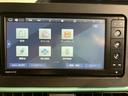 純正ナビ　バックモニター　フルセグＴＶ　ＣＤ　ＤＶＤ　ＵＳＢ　Ｂｌｕｅｔｏｏｔｈ　ドラレコ　片側電動スライドドア　オートライト　ＬＥＤヘッドライト　前席シートヒーター　アイドリングストップ　キーフリー（愛媛県）の中古車