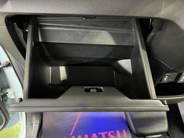 Ｎ−ＢＯＸスラッシュＧ・Ｌインテリアカラーパッケージディスプレイオーディオ　ＥＴＣ　バックカメラ　ステアリングスイッチ　シートヒーター　オートエアコン　認定中古車　ＣＶＴ　６６０（香川県）の中古車