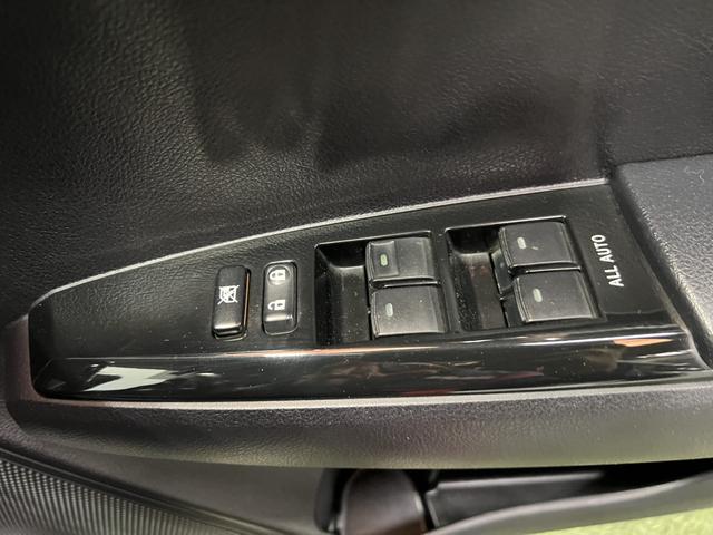 カローラフィールダー１．５Ｇ　エアロツアラー・ダブルバイビーナビ　バックカメラ　ドラレコ　ＥＴＣ　オートエアコン　ルーフキャリア　認定中古車　ＣＶＴ　１５００（香川県）の中古車