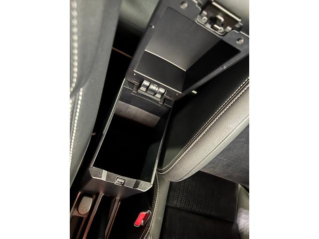 カローラフィールダー１．５Ｇ　エアロツアラー・ダブルバイビーナビ　バックカメラ　ドラレコ　ＥＴＣ　オートエアコン　ルーフキャリア　認定中古車　ＣＶＴ　１５００（香川県）の中古車