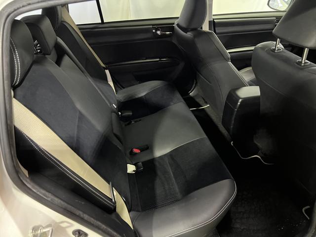 カローラフィールダー１．５Ｇ　エアロツアラー・ダブルバイビーナビ　バックカメラ　ドラレコ　ＥＴＣ　オートエアコン　ルーフキャリア　認定中古車　ＣＶＴ　１５００（香川県）の中古車