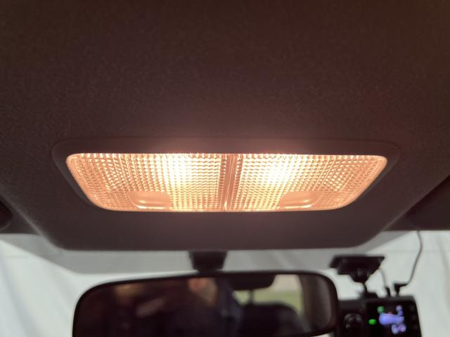 カローラフィールダー１．５Ｇ　エアロツアラー・ダブルバイビーナビ　バックカメラ　ドラレコ　ＥＴＣ　オートエアコン　ルーフキャリア　認定中古車　ＣＶＴ　１５００（香川県）の中古車