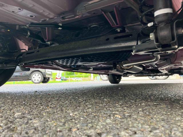 タントＬＬＥＤヘッドライト　左右スライドドア　助手席側センターピラーレス　オートライト　プッシュボタンスターター　オートエアコン　アイドリングストップ　コーナーセンサー　衝突被害軽減ブレーキ（千葉県）の中古車