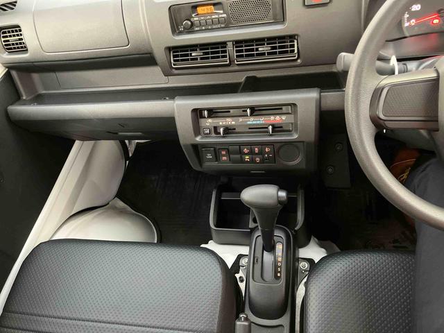 ハイゼットトラックスタンダード荷台三方開 スマートアシスト 横滑り防止装置 前後コーナーセンサー アイドリングストップ オートライト オートハイビーム スピーカー一体型AM/FMラジオ サイドレバー式駐車ブレーキ バッテリーカバー(千葉県)の中古車