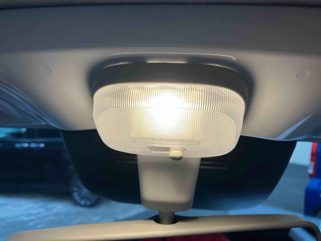 ハイゼットトラックスタンダード荷台三方開 スマートアシスト 横滑り防止装置 前後コーナーセンサー アイドリングストップ オートライト オートハイビーム スピーカー一体型AM/FMラジオ サイドレバー式駐車ブレーキ バッテリーカバー(千葉県)の中古車