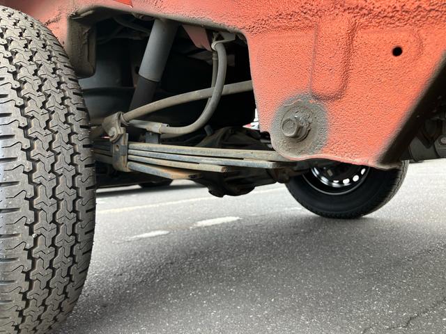 ハイゼットトラックエクストラ　４ＷＤ４ＷＤ　４速ＡＴ　ナビ／ＢＴ／ＤＴＶ／ＤＩＳＣ　フォグランプ　荷台作業灯　リヤ４枚リーフスプリング　テールゲートチェーン　フロントダークメッキガーニッシュ　工具箱　フロアイルミネーション　キーレス（千葉県）の中古車