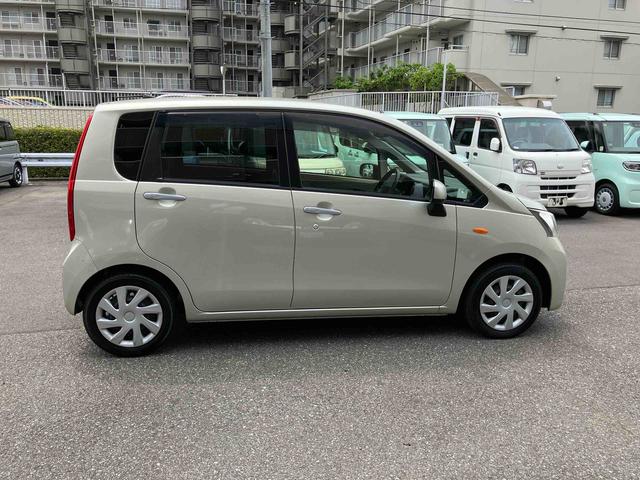 ムーヴＬ　ＳＡＡｓ−Ｉｓ車　オーディオレス　キーレスエントリー　運転席シートリフター　チルドステアリン　プライバシーガラス　電動格納ミラー　アイドリングストップ（千葉県）の中古車