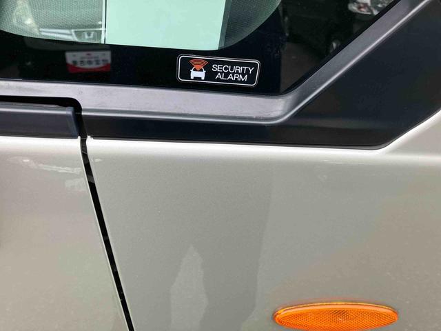 ムーヴＬ　ＳＡＡｓ−Ｉｓ車　オーディオレス　キーレスエントリー　運転席シートリフター　チルドステアリン　プライバシーガラス　電動格納ミラー　アイドリングストップ（千葉県）の中古車