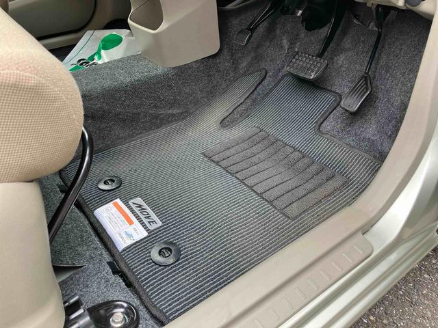 ムーヴＬ　ＳＡＡｓ−Ｉｓ車　オーディオレス　キーレスエントリー　運転席シートリフター　チルドステアリン　プライバシーガラス　電動格納ミラー　アイドリングストップ（千葉県）の中古車